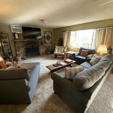 Вилла Hodges Hill Yosemite House Окхерст Экстерьер фото